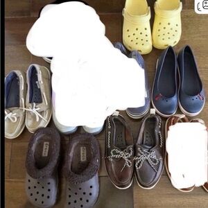 CROCS bundle of 5 women’s Clogs and shoes